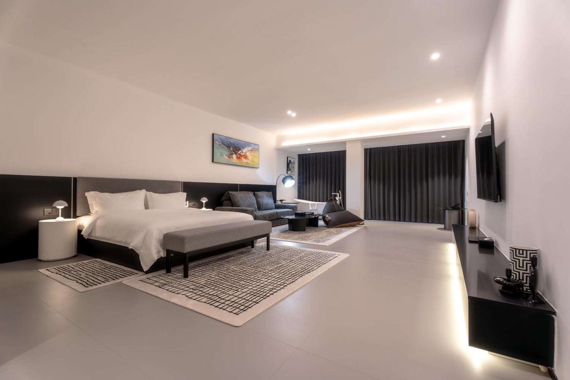 One Riviera Hotel And Residences Ban Souanmone Zewnętrze zdjęcie