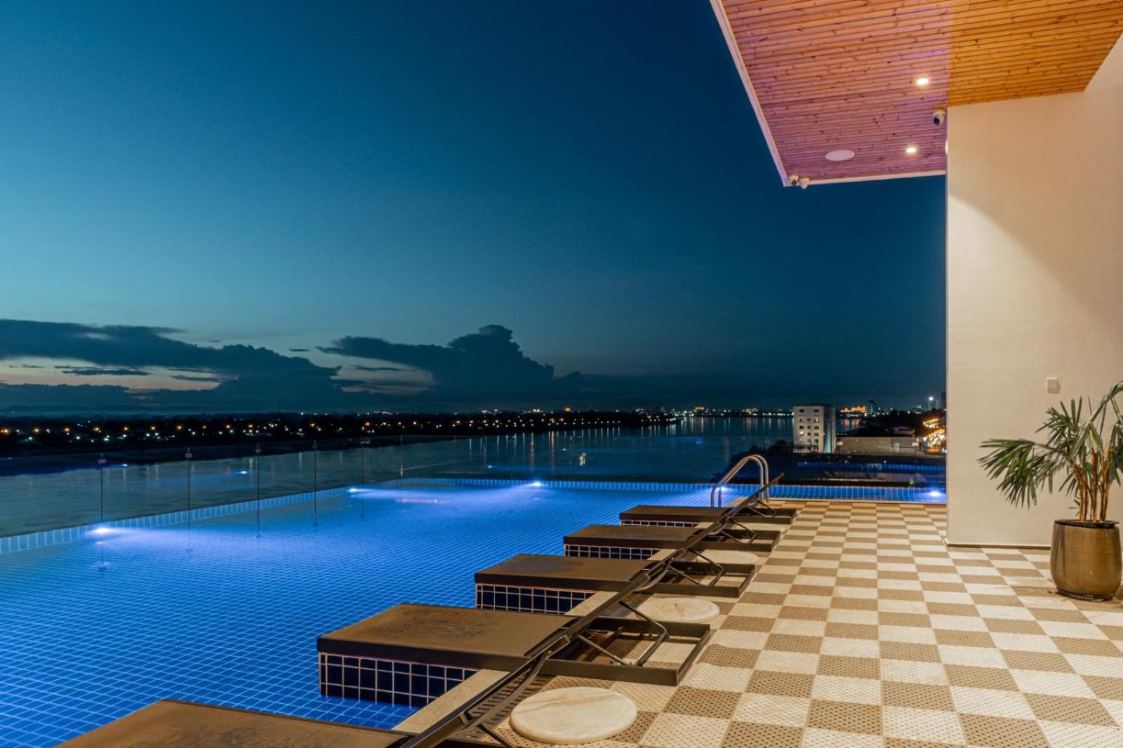 One Riviera Hotel And Residences Ban Souanmone Zewnętrze zdjęcie